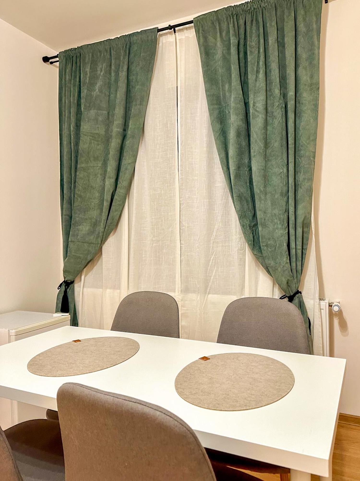 Serenity House Apartments Hermannstadt Zimmer foto